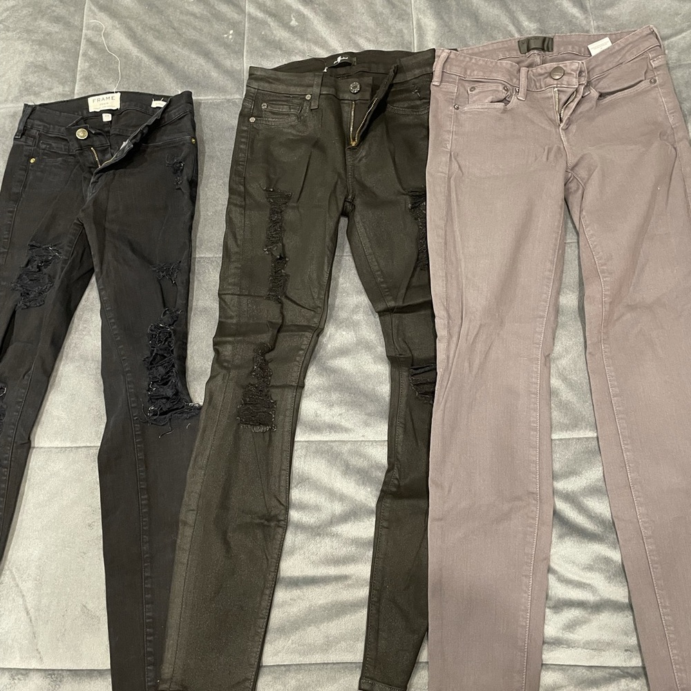 Jeans - Picture 1 of 2